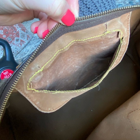 Authenticate Louis Vuitton Speedy 35 - Picture 9 of 16